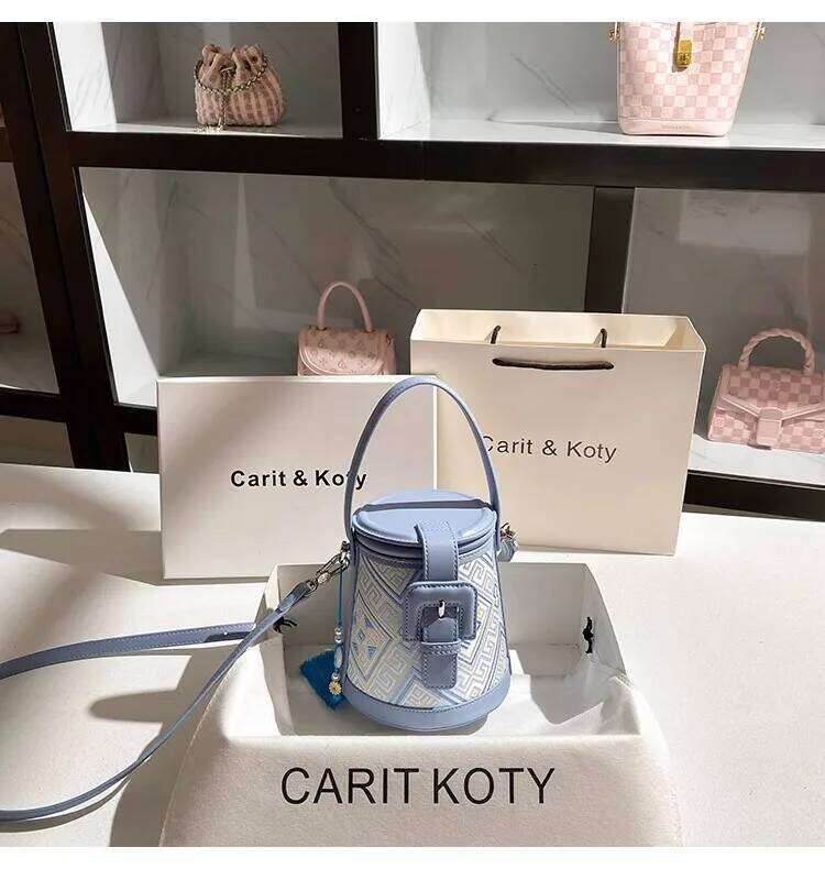 High Quality Clutch Bucket Purse Fashion Embroidery Textured Leather Women Handbag Shoulder Crossbody Lady Casual Bag