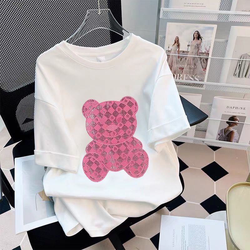 2025 Summer New Women's T-shirt New Women's Summer Short sleeved T-shirt Loose Creative Pink Bear Pattern Designer Women's T-shirt Tren