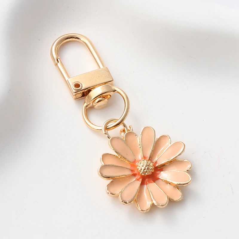 Lovely Enamel Keychains Beautiful Multiple Flowers Plants Key Rings For Women Girls Friendship Gift Handbag Decoration Jewelry XJ250602