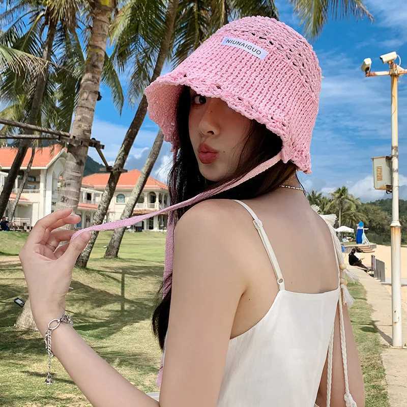 Cute Wavy Lace Hand Crocheted Strap Bucket Hats for Women Summer Breathable Casual Versatile Hollow Sunscreen Basin Caps W250602