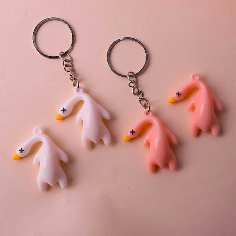 Monking Funny Color Changing Duck Keychain UV Photochromic Simulation Roast Duck Car Pendants Keyring for Handbag Accessories Gift XJ250602