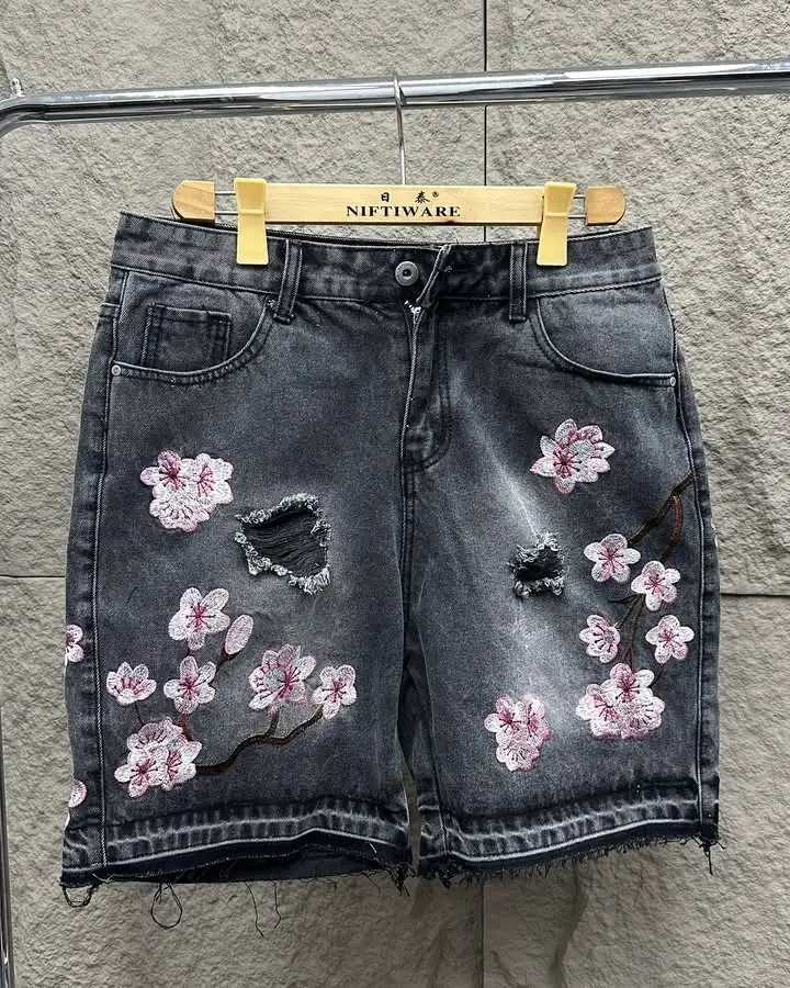 Cherry Blossom Embroidery Vintage Blue Denim Shorts Y2K Jeans Mens Womens Gothic Hip Hop Baggy Shorts Low Waist Casual Shorts T250603