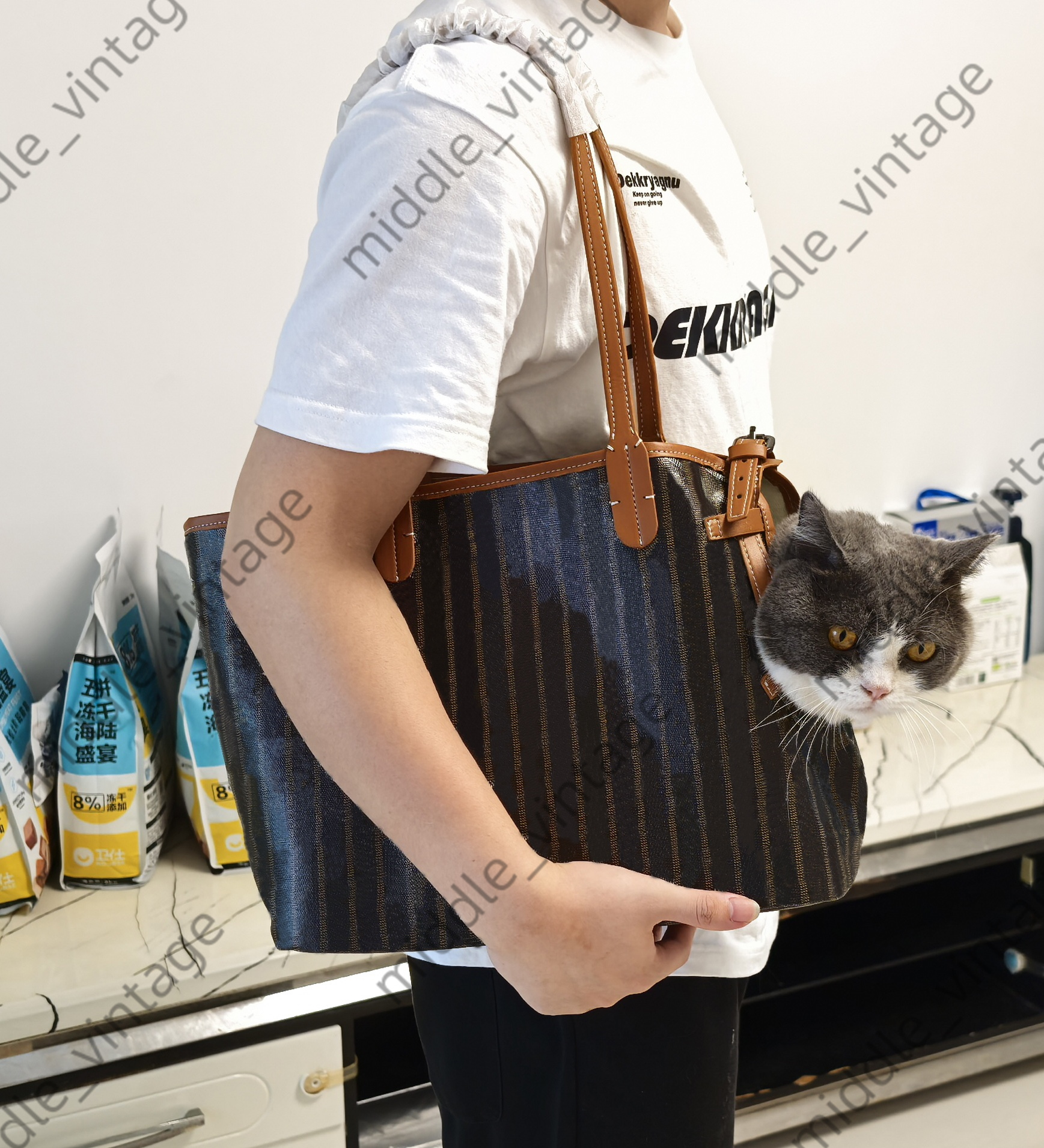 Pet Carries Bag Dog Carries Bag Adjustable Pet Bag For Dogs And Cats - Durable Breathable Compact Tote Bag