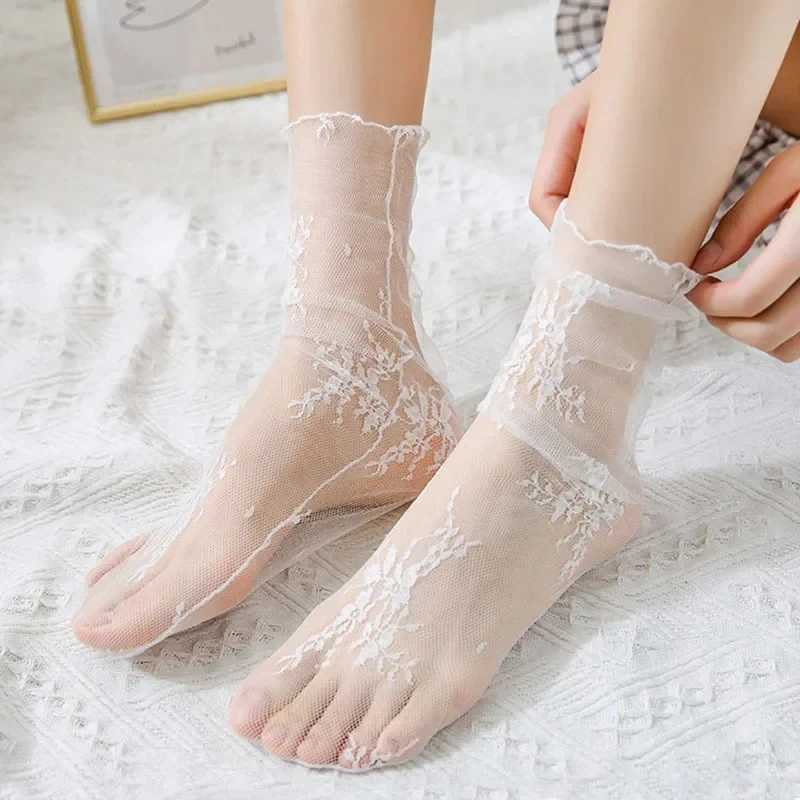 1/2 Pairs Thin Socks Women Summer Ultra Breathable Transparent Lace Socks Lolita Soft Sexy White Ins Mid Socks Fishnet Woman T250602