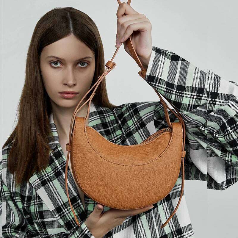 Hifashion Cowhide Genuine Leather Small Shoulder Crossbody Bags For Women 2025 Designer Purses Half Moon Ladies Handbags