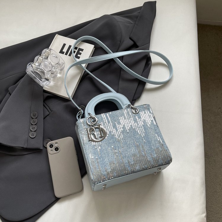 Free Shipping Exquisite And Fashionable Handbag For Women Versatile Denim Fabric Bag Designer Princess Diana Bag High-end And Trendy Diagonal Cross Wo