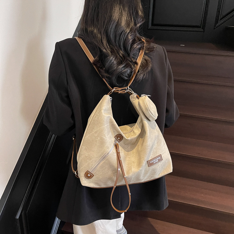 designer Vintage Large Capacity Commuter Tote Bag for Women 2025 New Korean Style Niche Shoulder Bag Multifunctional Fashion Backpack