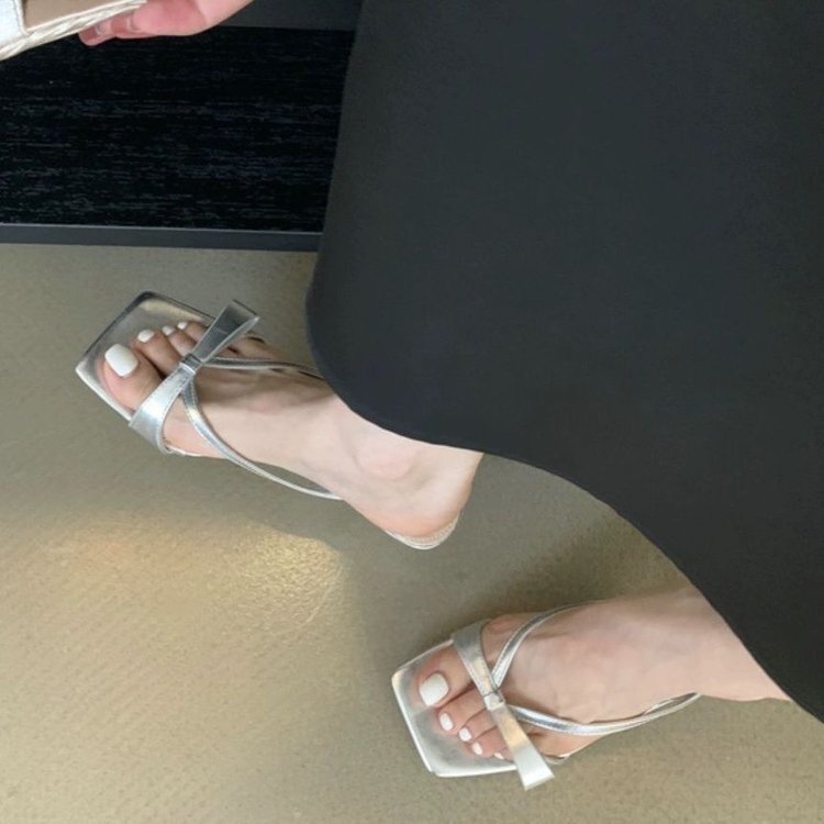 2025 Spring and Autumn New French Style Square High Heels Women Roman Sandals Outdoor Toe Post Flip Flops Versatile ddmythur