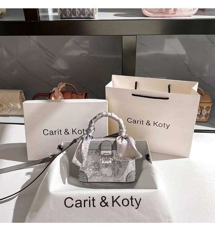 Fashion Embroidery Square Box High Quality Women's Handbag Textured Leather Shoulder Messenger Lady Purse Female Casual Bag