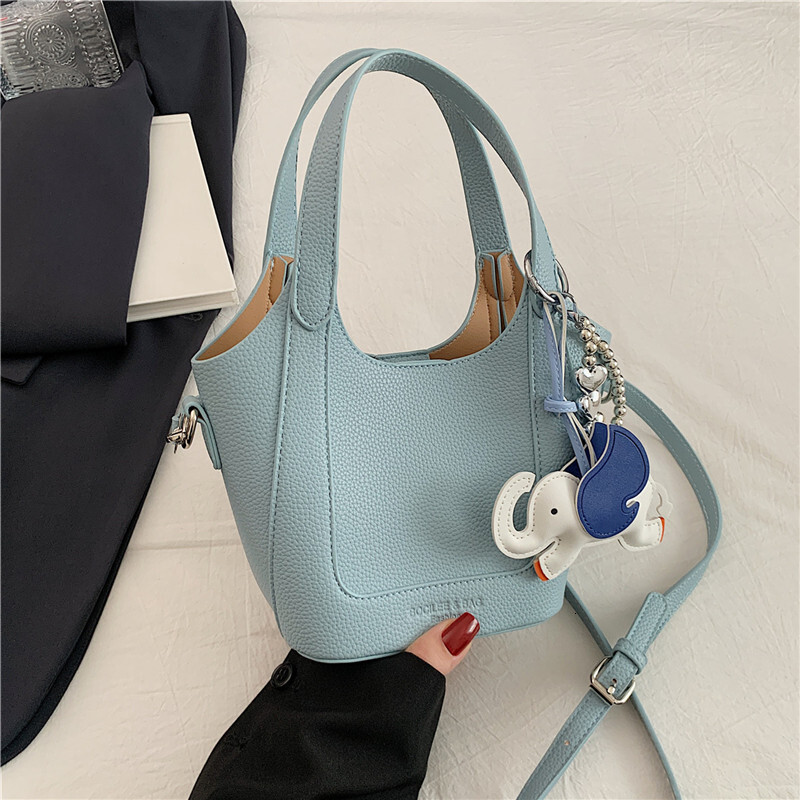 designer High-Quality Texture Simple Handheld Bucket Bag for Women 2025 New Spring Summer Korean Fashion Retro Single Shoulder Crossbody Bag