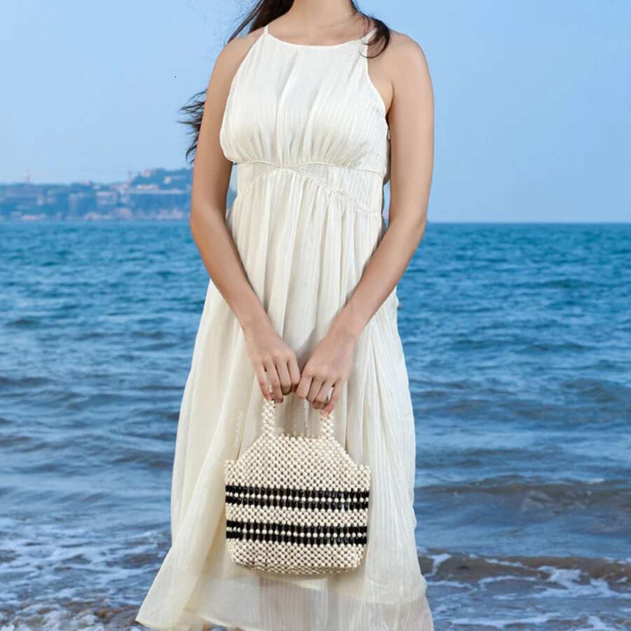 Summer Wooden bead totes holiday beach hollow out bag Leisure travel handbag hand woven patchwork clutch purses for woman party