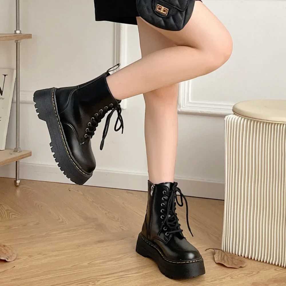 Women Boots Motorcycle Shoes Woman Leather Chelsea Ladies Classic Punk Female Goth Shoes High Platform Boots Women Botas Mujer XJ250602