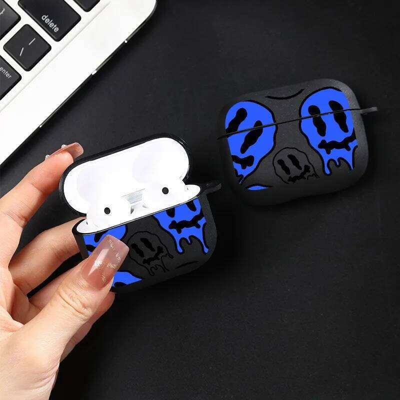 Black and Blue Ghost Face Graphic Case with Keychain for 4 3 1/2 Pro 2 Wireless Earphone Accessories Headphone Box Cover