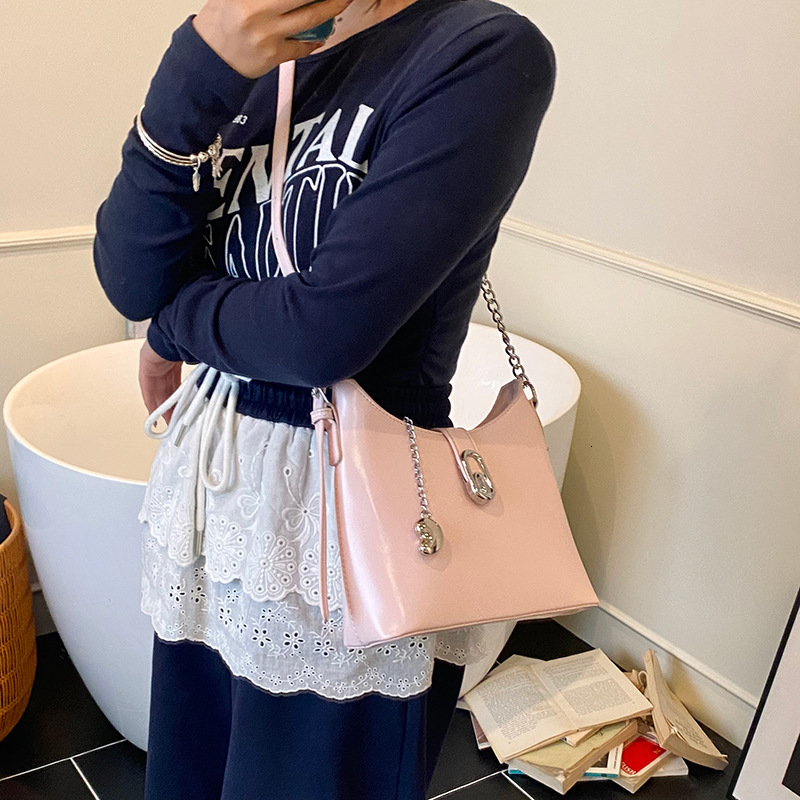 designer Korean Style INS Fashion High-End Bucket Bag 2025 Summer New Niche Design Stylish Commuter Shoulder Crossbody Bag