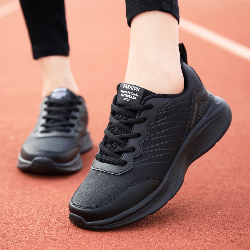 Black Sneakers For Women Spring New Lightweight Non Slip Soft Sole Leather Casual Casual Shoes Travel Running Shoes Ddmysaturn
