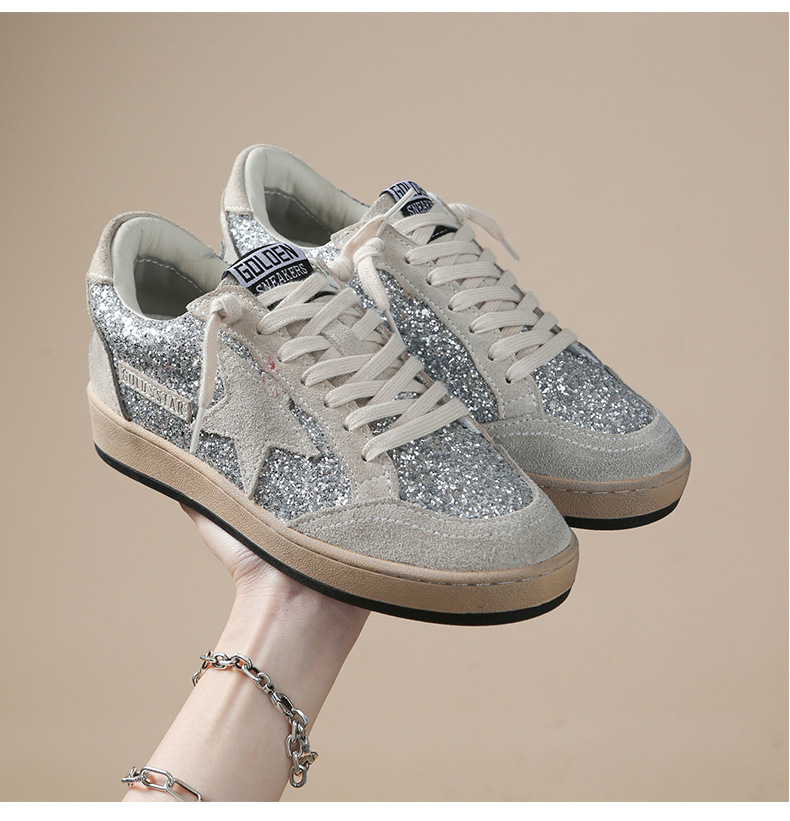 designer shoes new Korean distressed sneakers for women, with an aged look star sequins a preppy style laces and a casual sneaker They are both casual