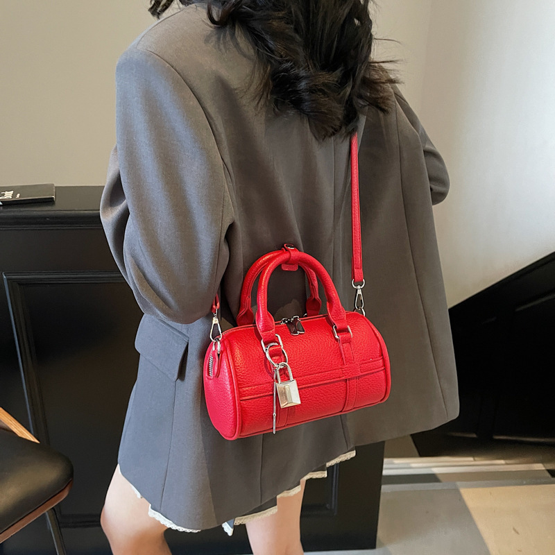 designer casual bag Texture Boston Bag 2025 Summer New Handbag Lychee Pattern Shoulder Bag Personality Women's Crossbody Bag