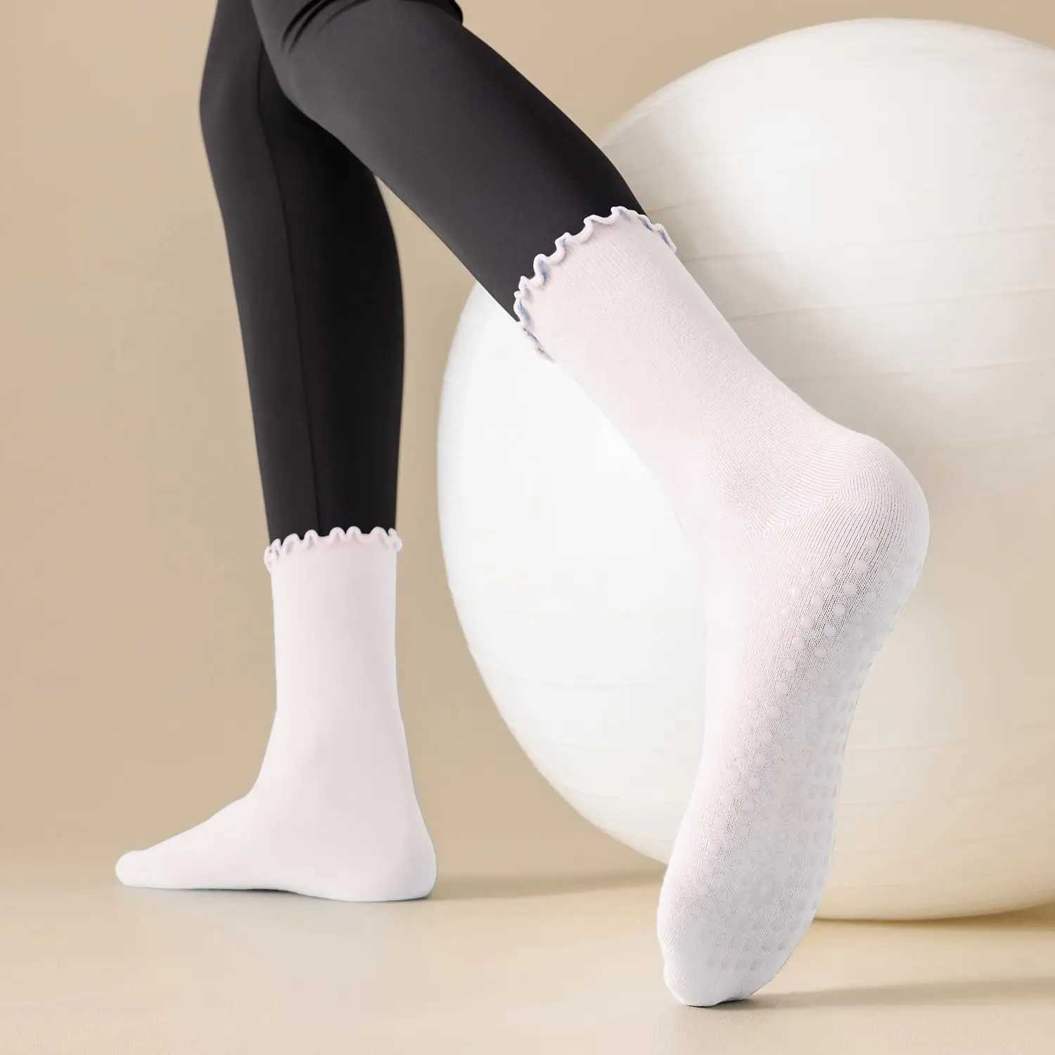 1/5 Pairs Womens yoga fitness sports non-slip boneless mid-calf socks thin Pilates combed cotton womens socks T250602
