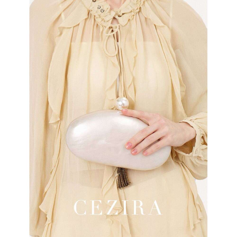 Pearl Decoration Women's Acrylic Clutch Modern Elegant Novelty Shaped Evening Bag Chain Purse Dinner Party Handbag Travel