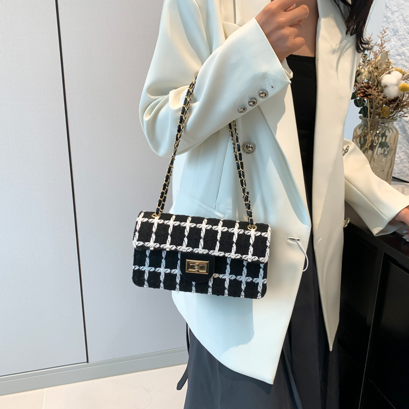 Top brand high-quality new free designer bag cross-border fashion texture shoulder bag new fashion chain slanted square bag new free designer bag