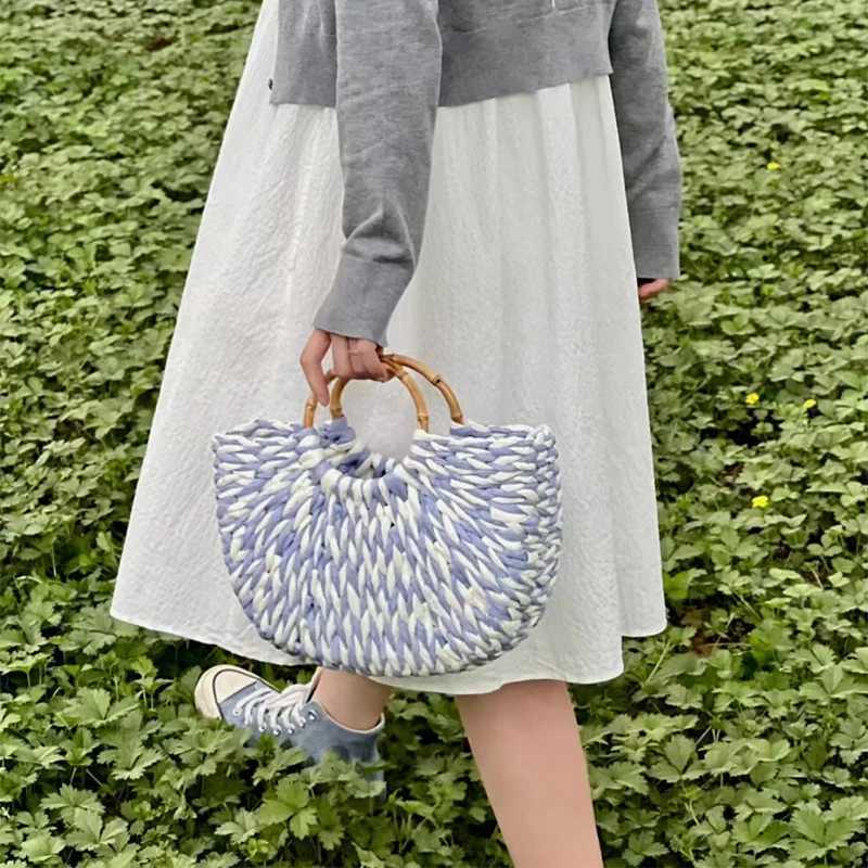 Handmade Shell Bag Brand Unique Creative 2025 New Luxury Summer Fairy Wood Handle Elegant Banquet Commuting Versatile Handbag Y250603