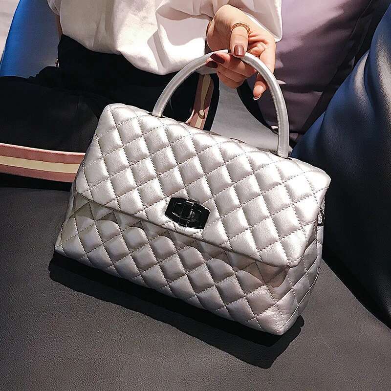 Female Hand Bags 2025 Quilted Sier Crossbody Bag High Quality Classic Plaid Chain Purse Gold Pu Leather Handbag No