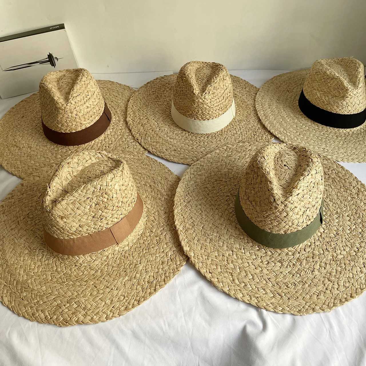 Large Brim Jazz Top Raffia Straw Hat Womens English Retro Versatile Beach Sunscreen Hat Hepburn Style French Lady Hat W250602
