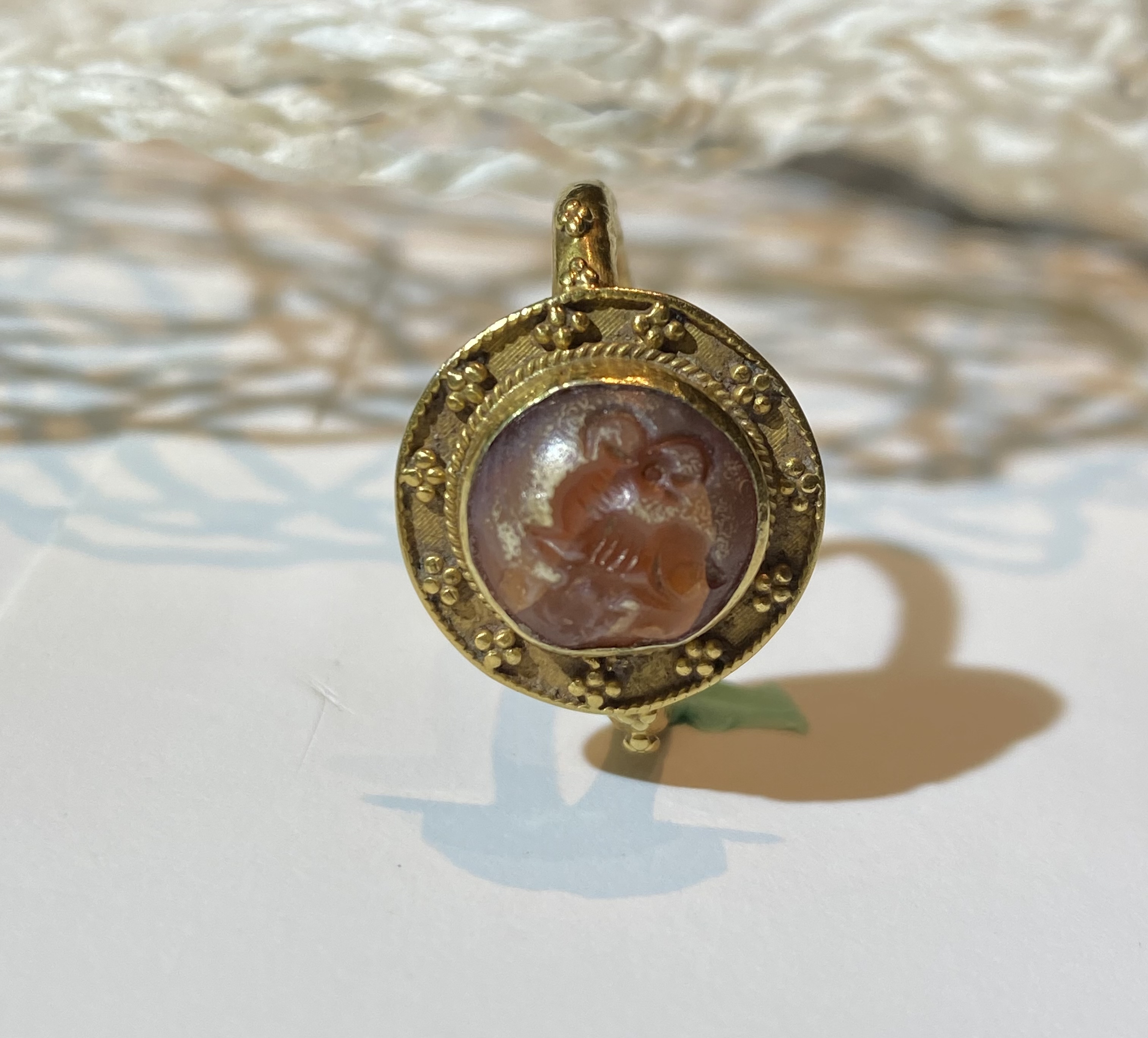 Sassanian Era Antiquity Signet Ring with Historical Symbolism