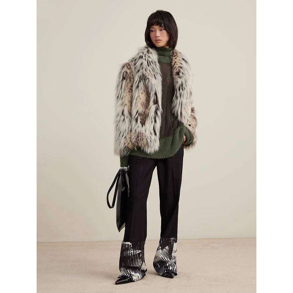Winter Colorful Thickened Warm Hairy Shaggy Faux Fox Fur Coat Women Short Loose Fluffy Jacket 2025