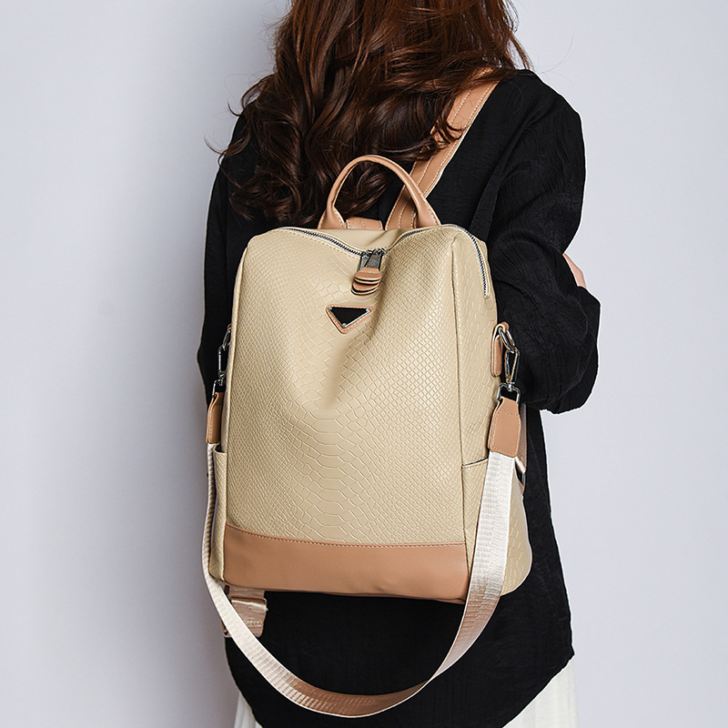 Free Shipping 2025 New Style Backpack High-end Large Capacity Leather Commuter Fashion Versatile Travel Outdoors Backpack Designer Bag Trendy Shoulder