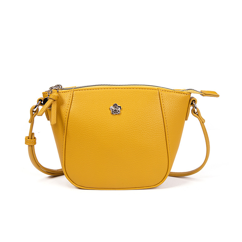 Brand High Quality New Style New Simple Casual High-Quality Niche Versatile Literary Fashion Crossbody Shoulder Bag Trend New Free Delivery Designer B