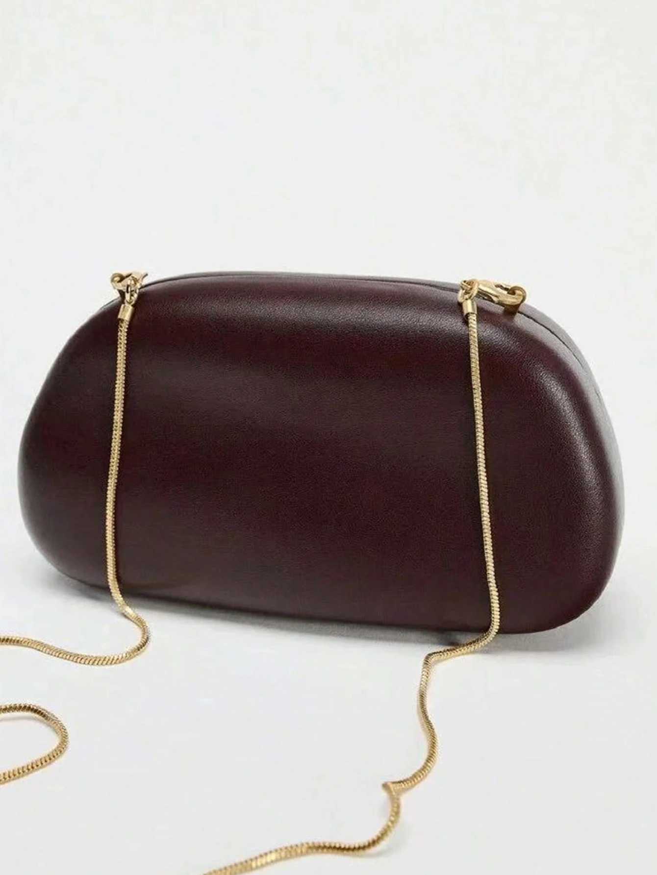 Stylish and simple metal buckle decorative clutch bag dinner bag European and American retro dinner bag metal chain box bag W250602