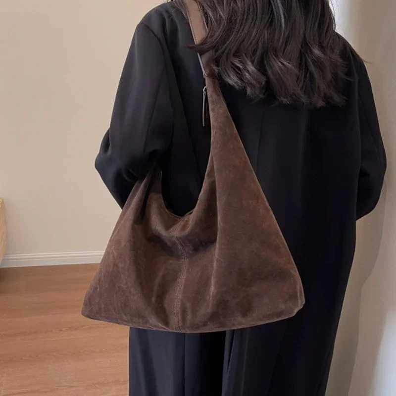 Vintage Suede Tote Bag For Women Autumn Winter New Large Capacity Commute Shoulder Crossbody Bags Fashion Trend Underarm Bags W250602