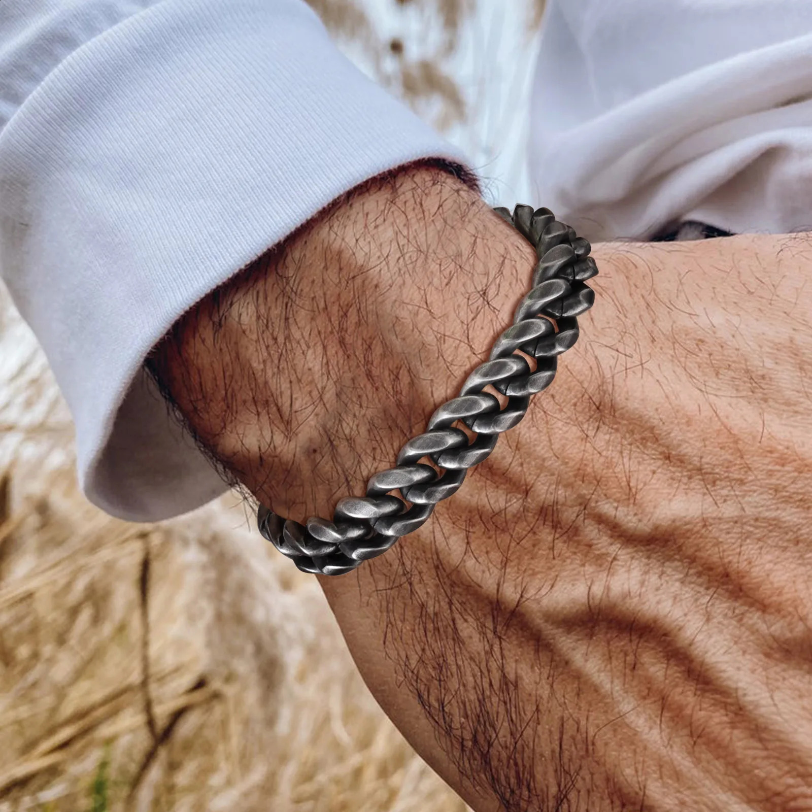 Vnox 18cm/20cm/22cm Stainless Steel Bold Cuban Bracelets for Men Women6mm/8mm/10mm/12mm Width Miami Curb Links Wristband Gift 250530