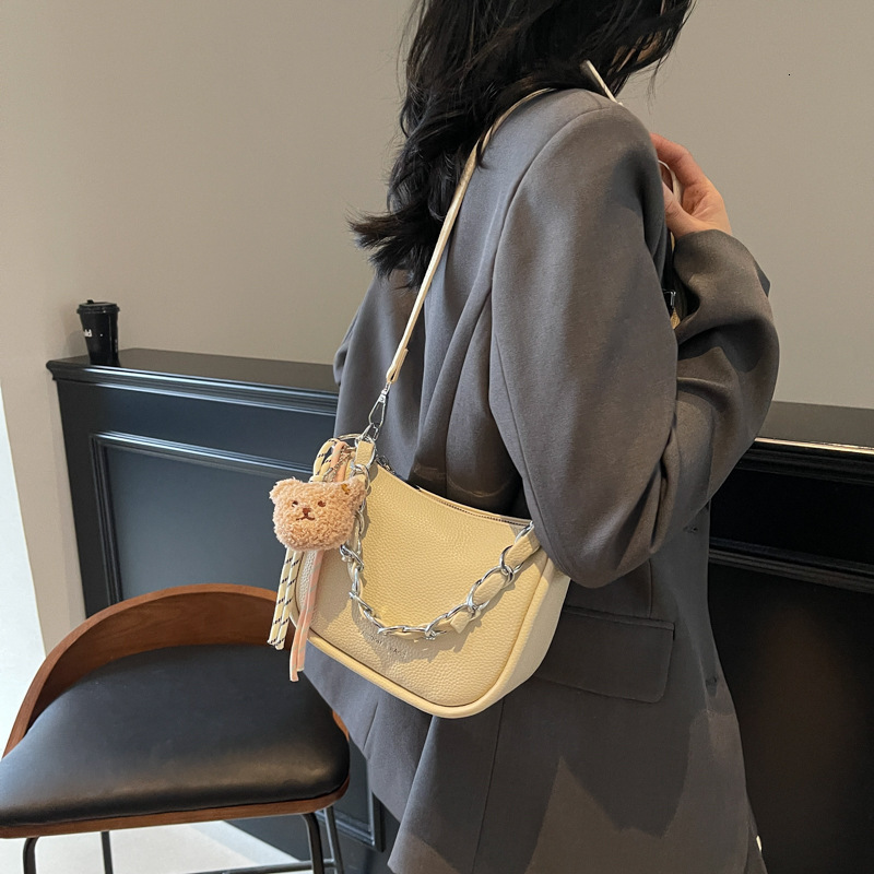 designer High-Quality Soft Leather Underarm Bag for Women 2025 New Niche Design Single Shoulder Bag Fashion Versatile Stylish Crossbody Bag