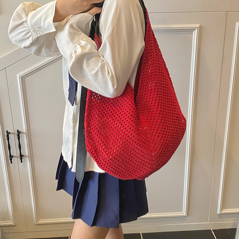 designer 2025 New Niche Ins Hollow Out Patchwork Woven Bag Summer Casual Beach Vacation Shoulder Underarm Bag