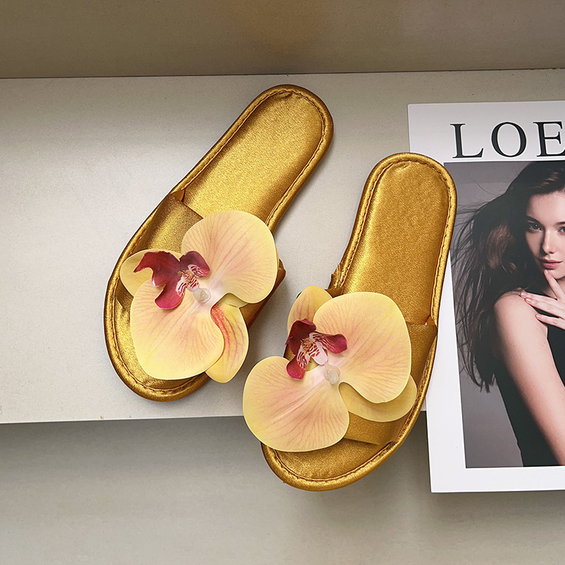 Phalaenopsis Flower Slippers Women's Fashion Versatile Outer Wear Non-slip Flat Bottom One-word Drag Home Soft Bottom Slippers