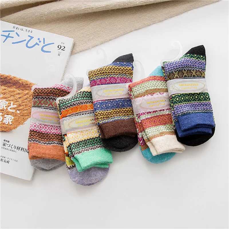 Winter New Products Warm Thicken National Wind Womens Wool Medium Tube Socks Factory Wholesale 5 Pairs T250602