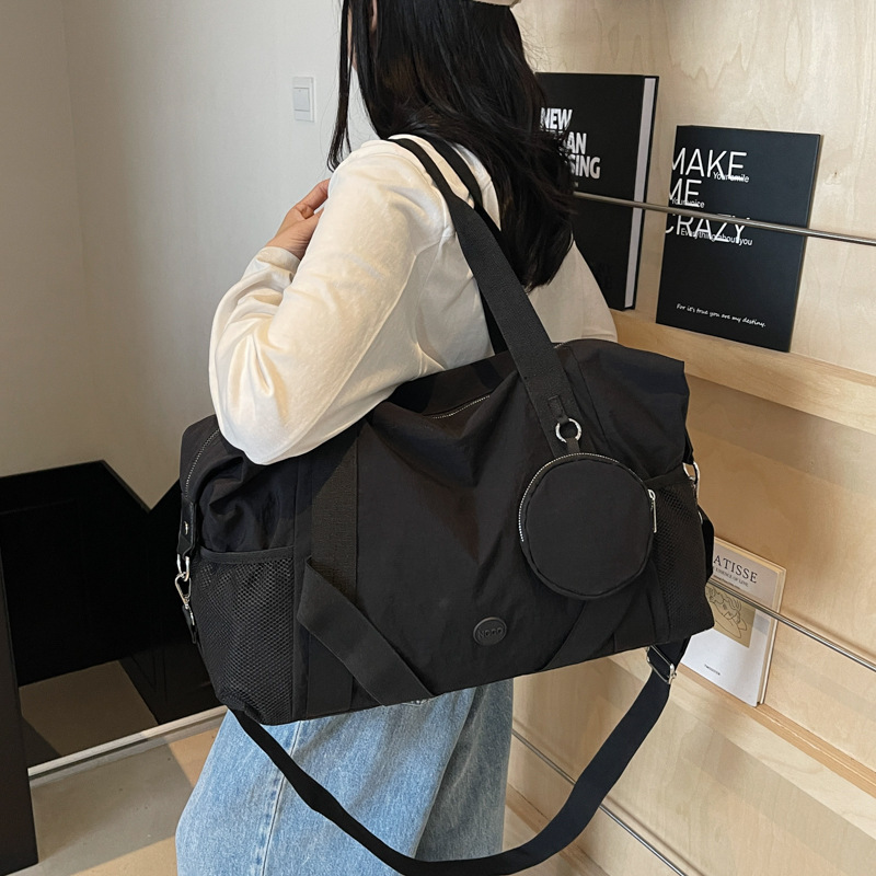 Fashion Versatile Handbag for Women Veet Casual Lightweight Large Capacity Shoulder Tote Travel Commuter Women's Bag