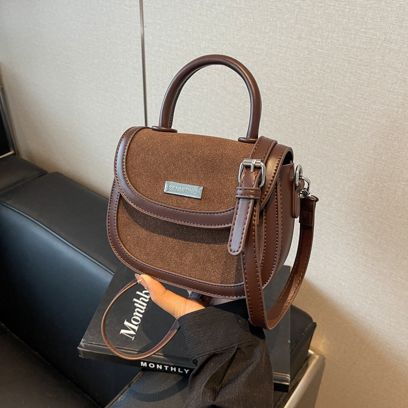 High Quality Brand, High-quality New Free Designer Bag, Niche Design Women's Simple Handbag 2024 New High-end Saddle Casual Shoulder Crossbody Ba