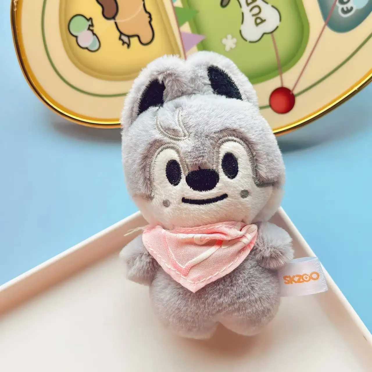 SKZOO Plush Keychain Stray Kids Plush Toy Water Scarf Bean Eye Li Longfu Keychain Pendant Childrens Creative ToyXJ250602