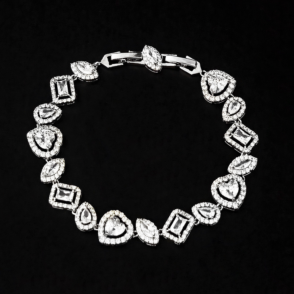 Choucong Brand New Ins Top Sell Wedding Bracelets Luxury Jewelry 18K White Gold Fill Multi Heart Shape 5A Cubic Zircon CZ Diamond Women Sparkling Bang