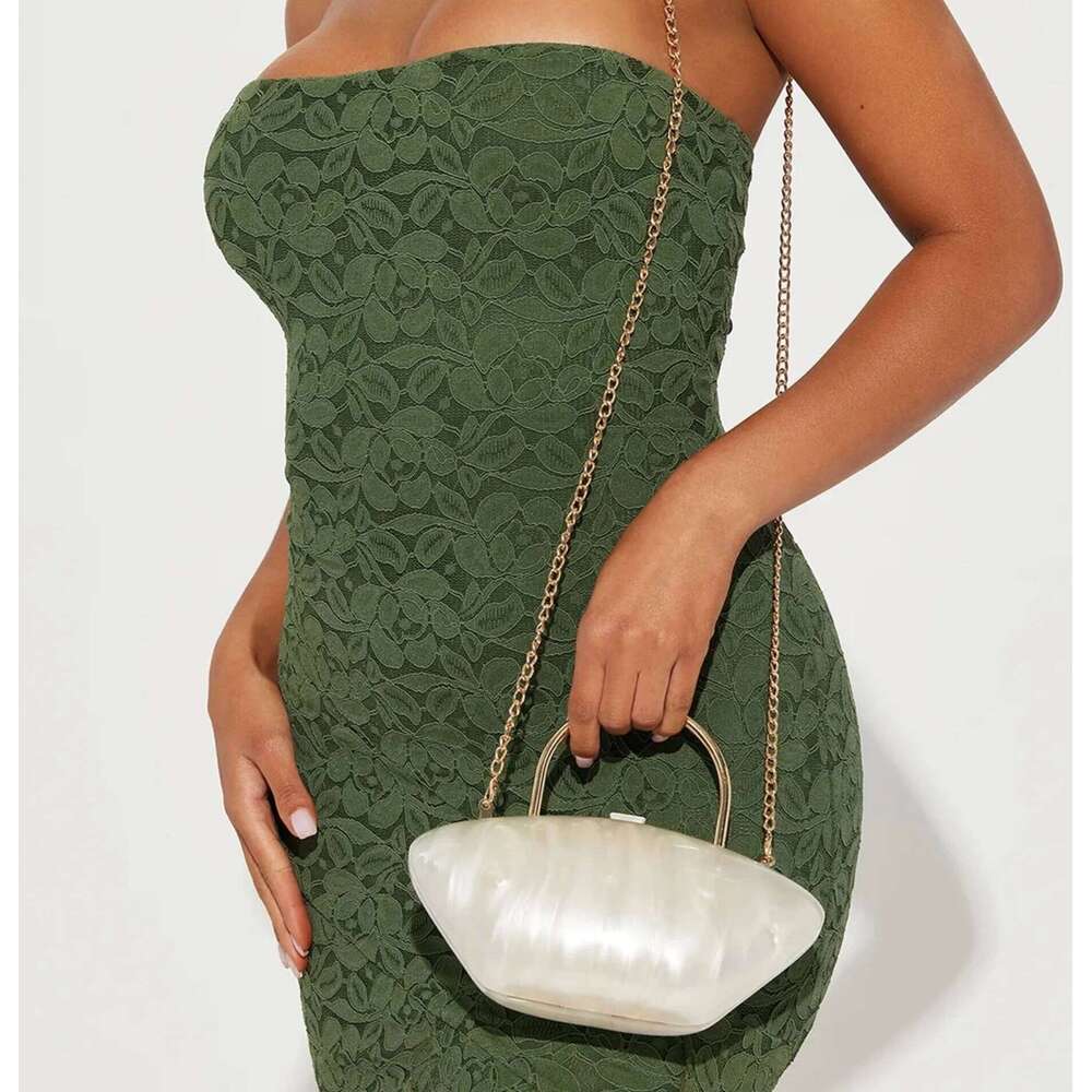 new Acrylic 2025 Lady Fashion and Personalized Dinner Bag Single Shoulder Crossbody cute ivory pearl color purse