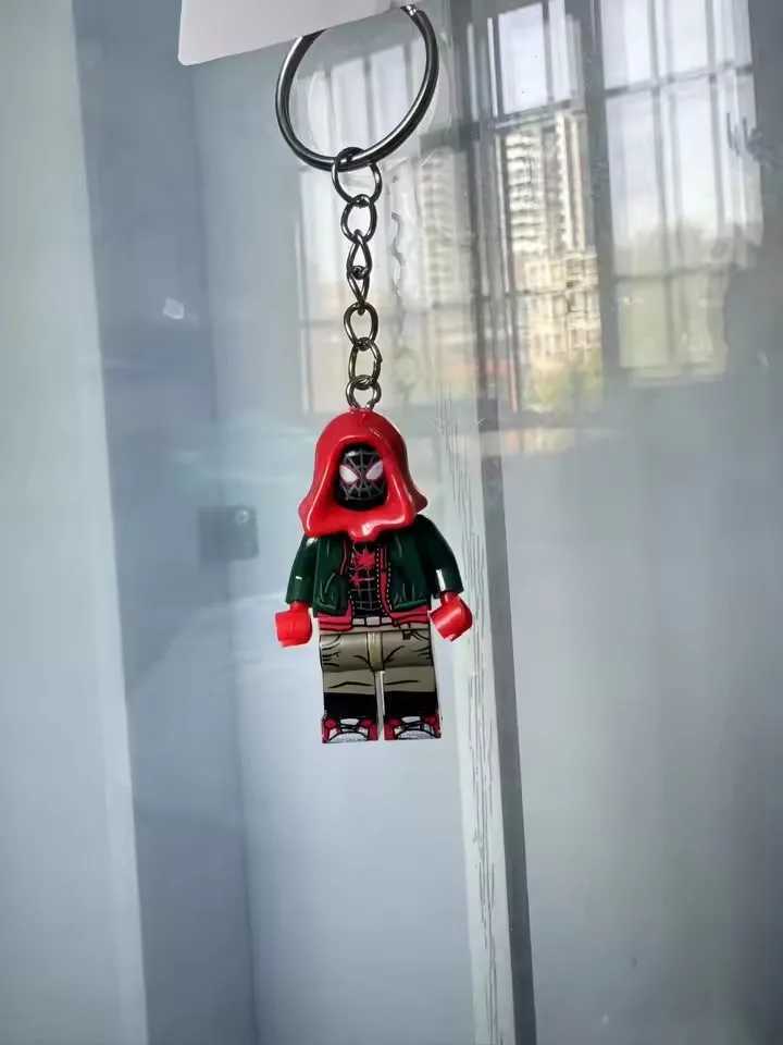 Movie Cosplay Keychain Gwen Peripheral Creative Cartoon Spider Character Building Blocks Pendant Bag Keychain Jewelry Y2K Gifts XJ250602