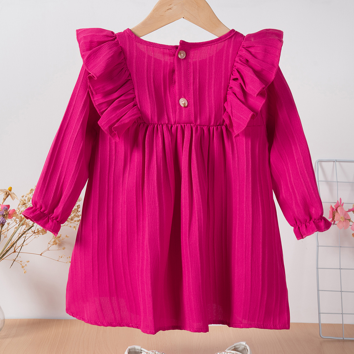 Baby girl's spring and autumn casual dress in A-shape is perfect for daily wear or gatherings, making it an ideal choice for parties and celebrat