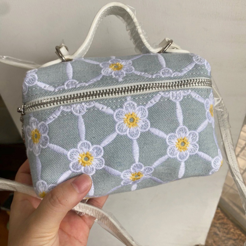 Top quality Brand High Quality New Style High-Quality New Floral Denim Mini Handbag Crossbody Bag Single Handle Dumpling Bag Box New Free Delivery Des