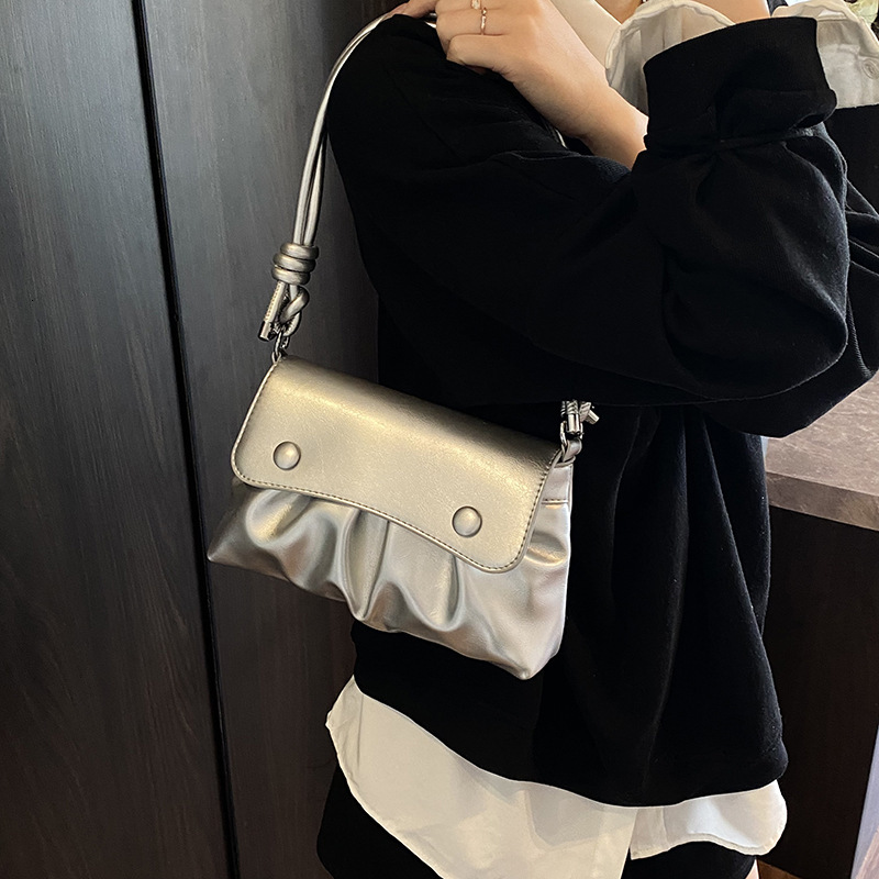 designer Pleated Small Bag for Women Summer 2025 New Trendy Fashion Versatile Chain Crossbody Shoulder Underarm Small Square Bag