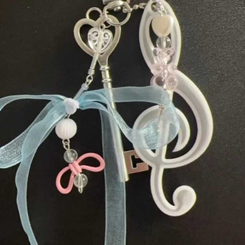 Creative Bowknot Keychain Music Note Pendant Resin Texture Suitable for Music Lovers and Cartoon Enthusiasts Present XJ250602