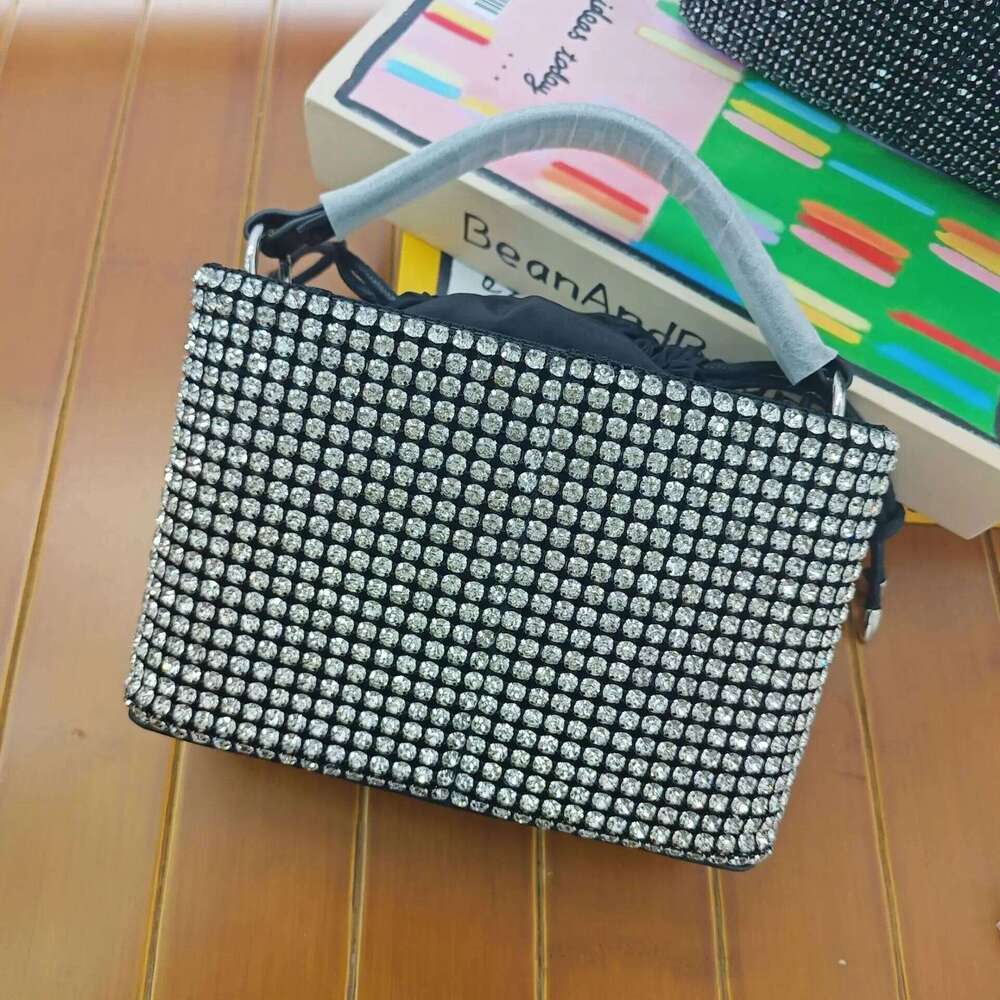 2024 New King Dia Handbag Bucket Strap Women's Full Drill Chain Shoulder Crossbody Bag Cross-border Large Capacity Motorcycl