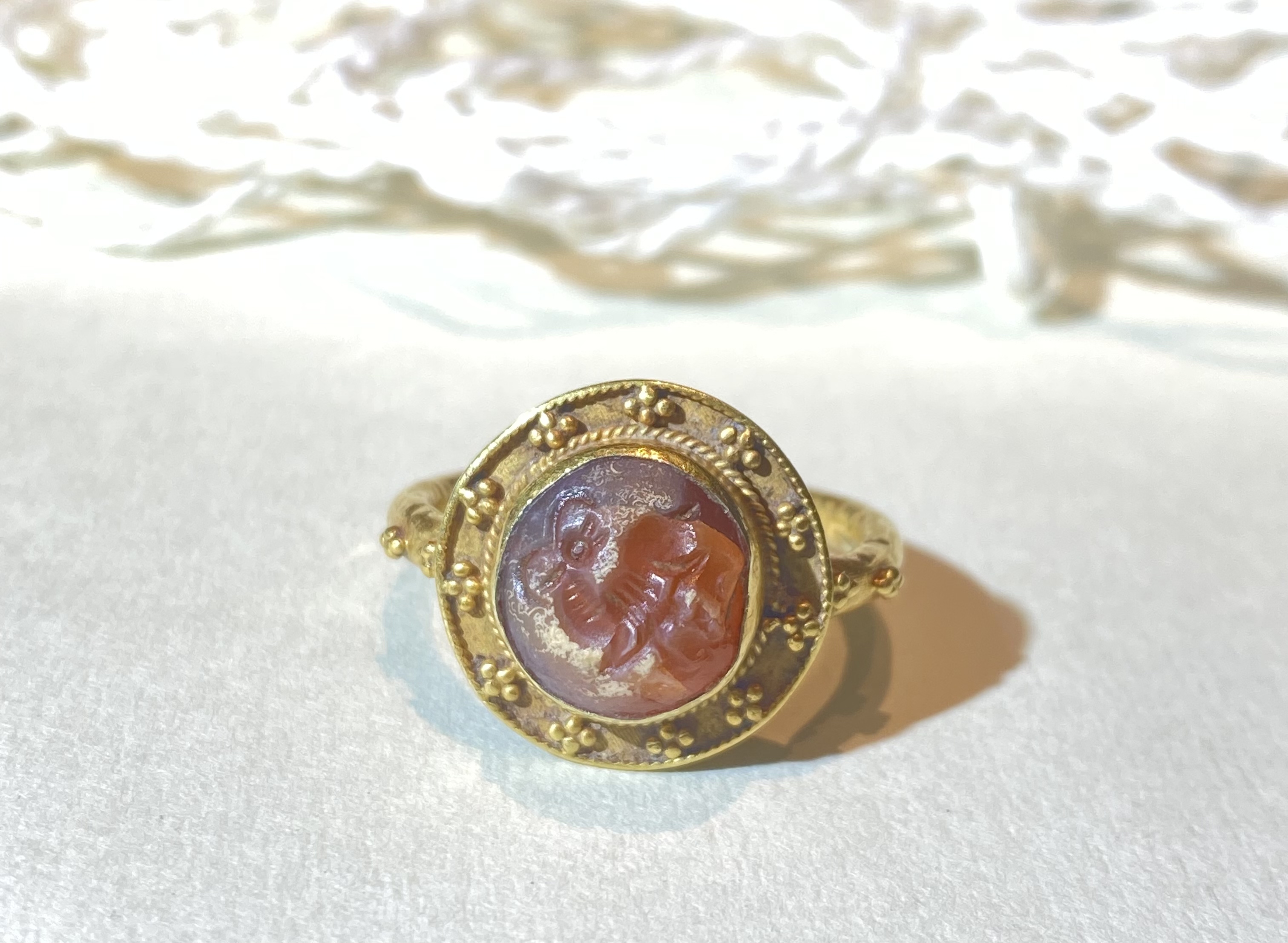 Sassanian Era Antiquity Signet Ring with Historical Symbolism